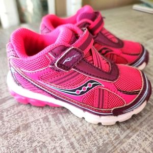 Saucony Pink Ride Sneakers (5W)